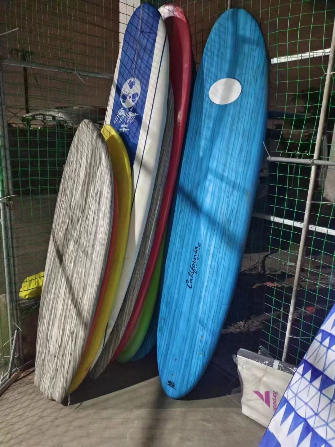 51902 - Surfboard China